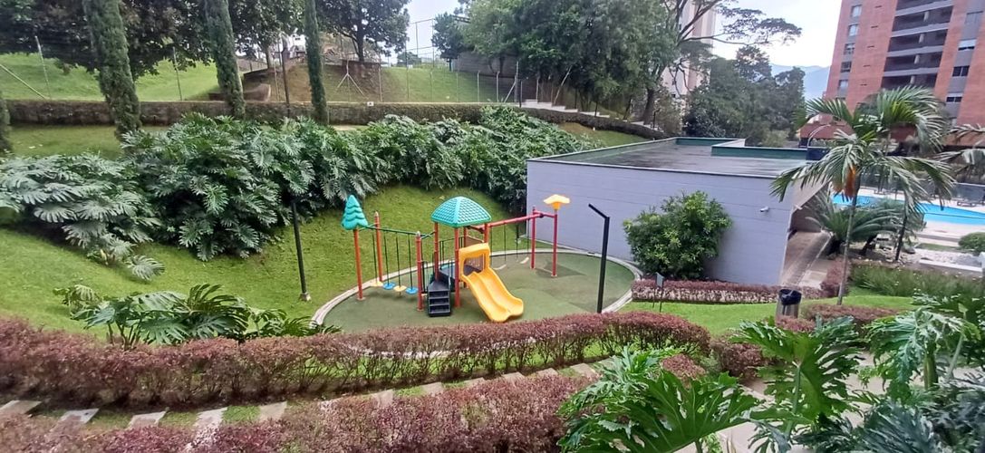 Apartaestudio en Arriendo en Medellín - Miniatura 2