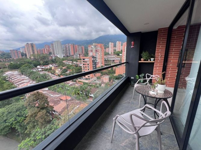 Apartamento en  Venta en Cumbres, Envigado - Miniatura 2