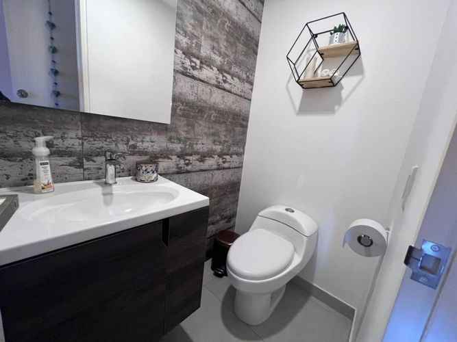 Apartamento en  Venta en Cumbres, Envigado - Miniatura 3