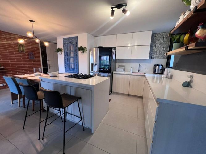 Apartamento en  Venta en Cumbres, Envigado - Miniatura 4