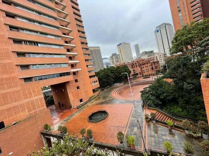 Apartaestudio en Arriendo en Parque Central Bavaria, Bogotá - Miniatura 2
