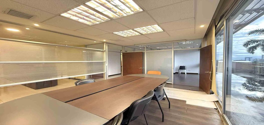 Oficina en Arriendo en Pinares, Pereira - Miniatura 4