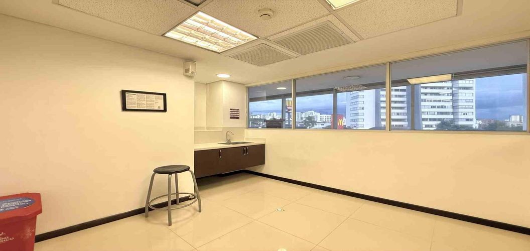 Oficina en Arriendo en Pinares, Pereira - Miniatura 15