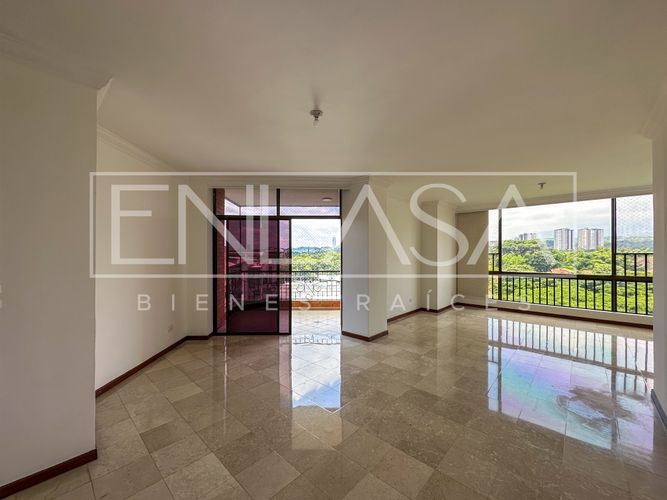 Apartamento en Venta en Ciudad jardin, Cali - Miniatura 2