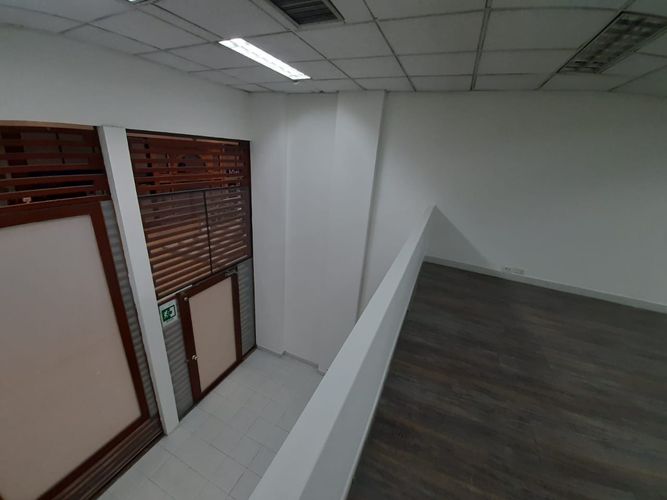 Oficina en arriendo en Santa cecilia, Bogotá - Miniatura 12