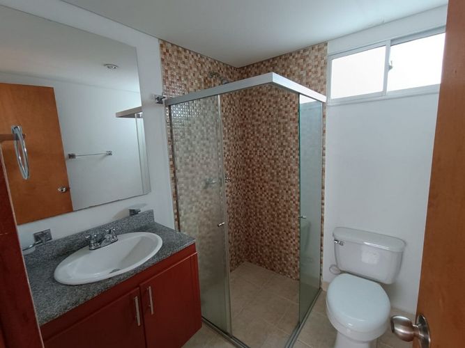 Apartaestudio en Arriendo en Guarne - Miniatura 8