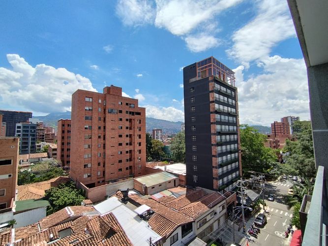 Apartaestudio en Arriendo en Laureles, Medellín - Miniatura 4