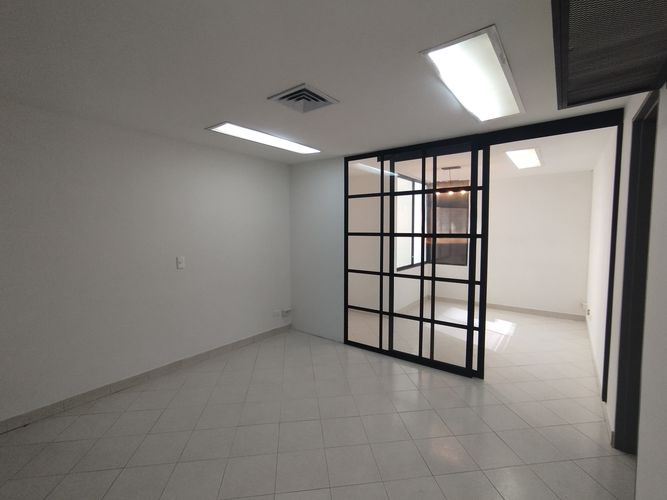 Oficina en Arriendo en El Poblado, Medellín - Imagen 1