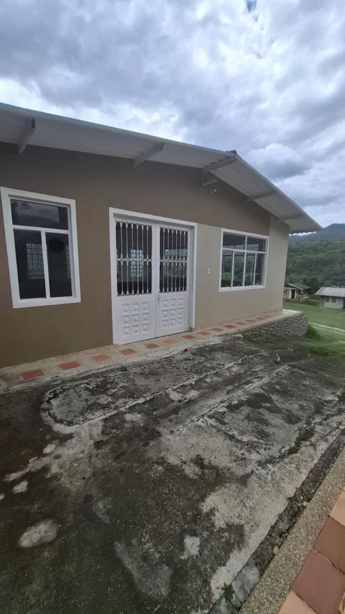 Finca en  Venta en El colegio - Miniatura 4