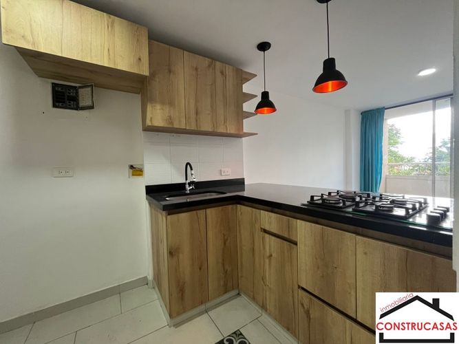 Apartaestudio en Arriendo en Laureles, Medellín - Miniatura 2