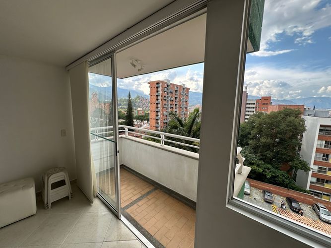 Apartamento en Arriendo en Loma de los bernal, Medellín - Miniatura 8