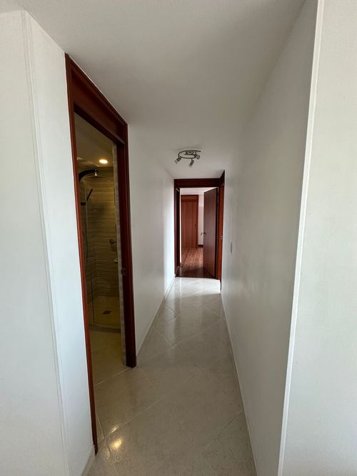 Apartamento en Arriendo en Loma de los bernal, Medellín - Miniatura 9