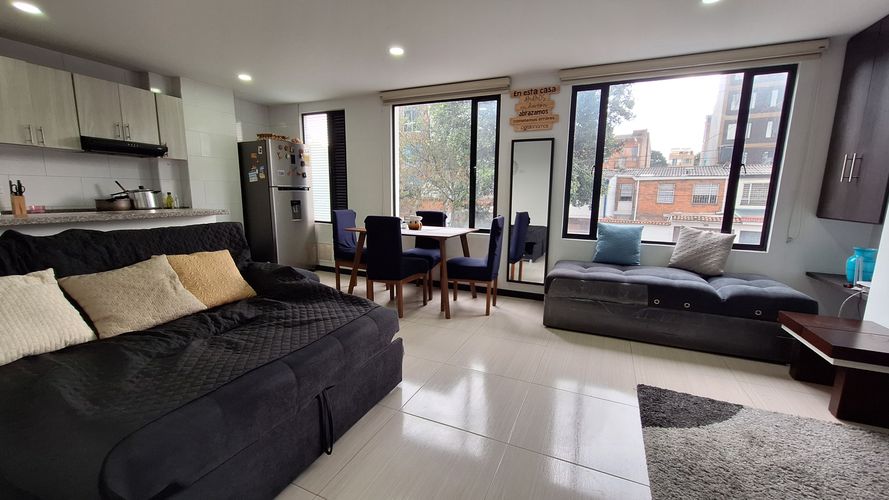 Apartamento en Venta en Santa Maria del Lago, Bogotá - Miniatura 2