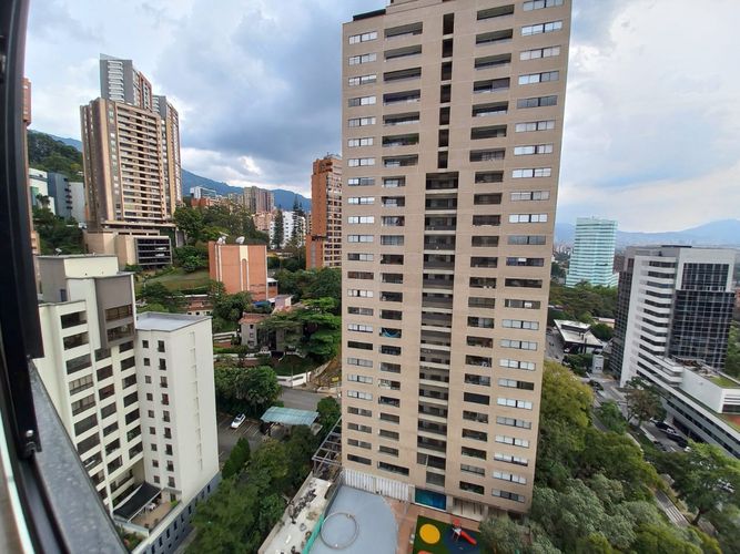 Apartamento en  Arriendo en Castropol, Medellín - Miniatura 7
