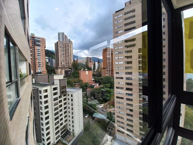 Apartamento en  Arriendo en Castropol, Medellín - Miniatura 8