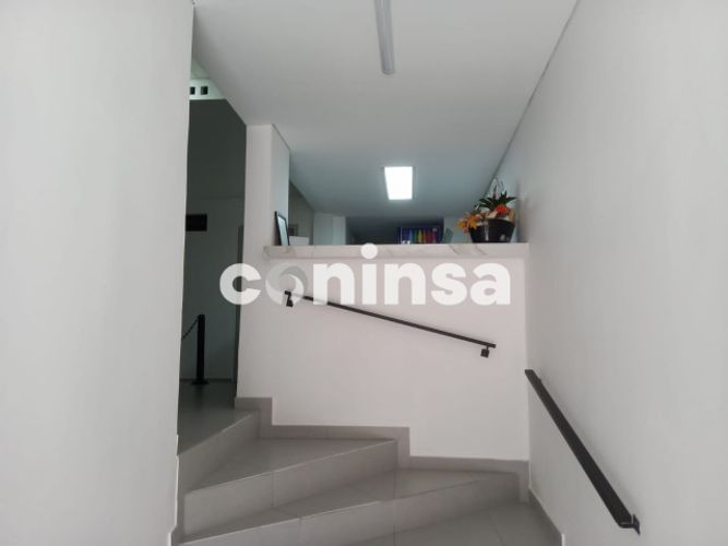 Edificio en  Venta en Laureles, Medellín - Miniatura 2