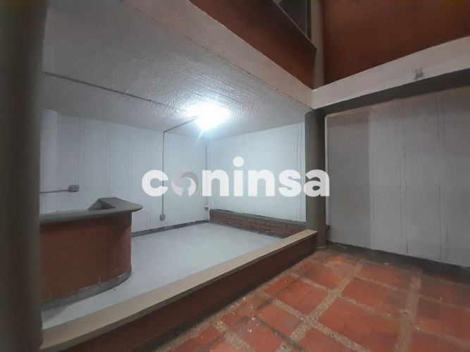 Edificio en  Arriendo en La candelaria, Medellín - Miniatura 2