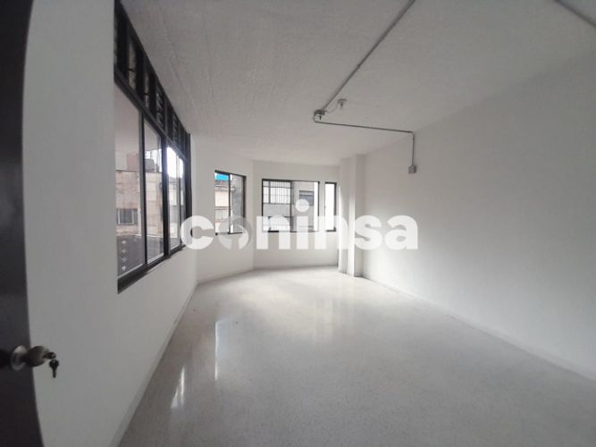 Edificio en  Arriendo en La candelaria, Medellín - Miniatura 8