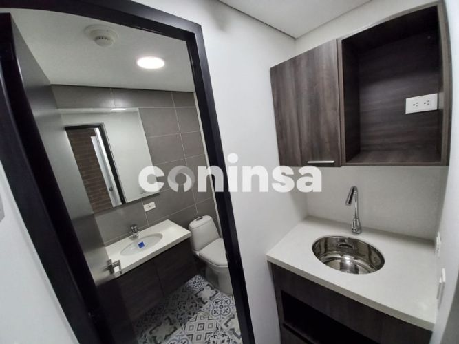 Oficina en Arriendo en La candelaria, Medellín - Miniatura 6