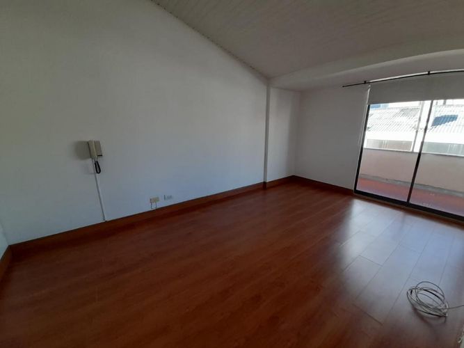 Apartamento en Venta en Santa Barbara, Bogotá - Miniatura 3