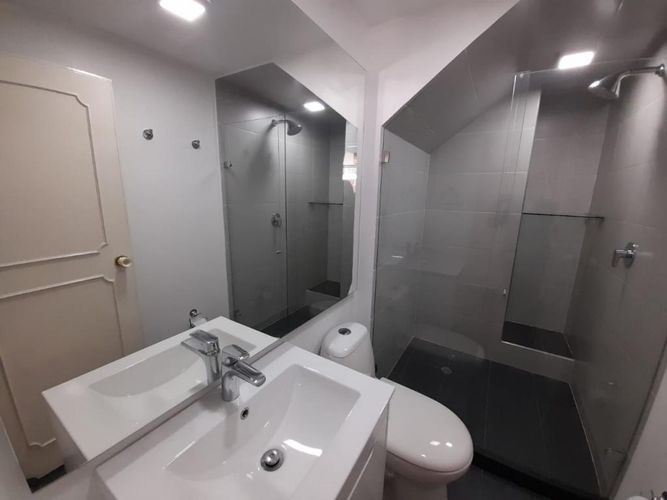 Apartamento en Venta en Santa Barbara, Bogotá - Miniatura 5