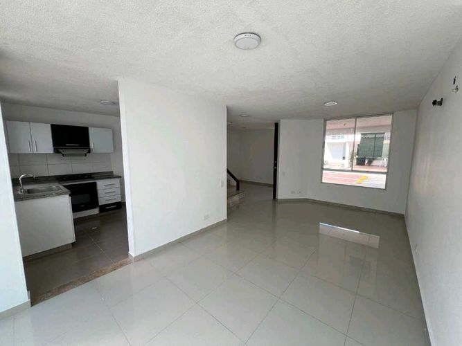 Casa en Arriendo - Miniatura 3
