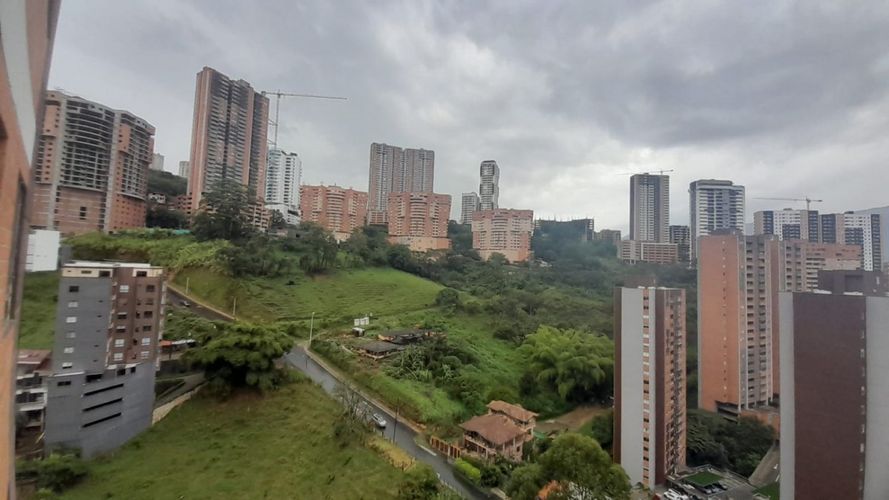 Apartamento en Arriendo en El Carmelo II, Sabaneta - Miniatura 5