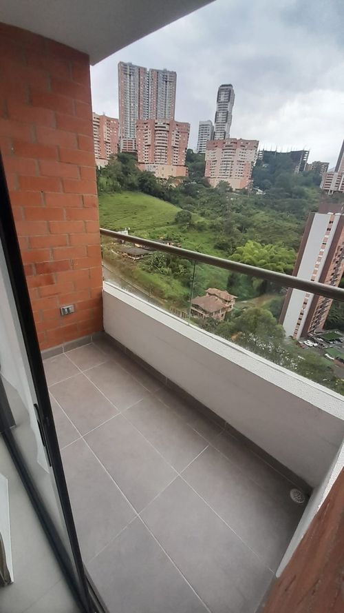 Apartamento en Arriendo en El Carmelo II, Sabaneta - Miniatura 9