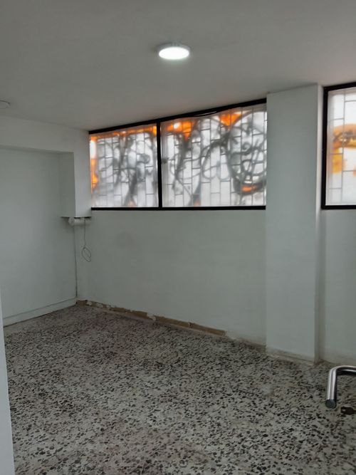 Local en Arriendo en Santa Maria del Lago, Bogotá - Miniatura 14