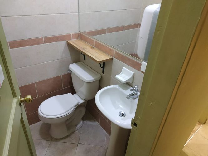 Local en Arriendo en Laureles, Medellín - Miniatura 4