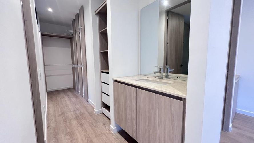 Apartaestudio en  Venta en Usaquen, Bogotá - Miniatura 7