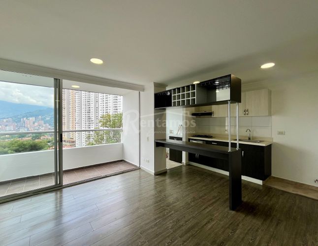Apartamento en Venta en Suramérica, Itaguí - Miniatura 3