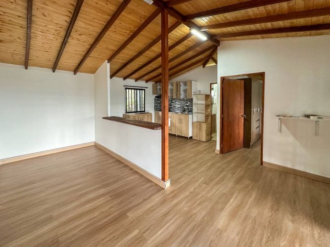 Casa en Arriendo en Chaparral, Guarne - Imagen 1