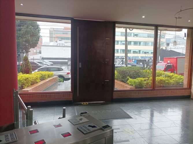 Oficina en Arriendo en Chico norte, Bogotá - Miniatura 3