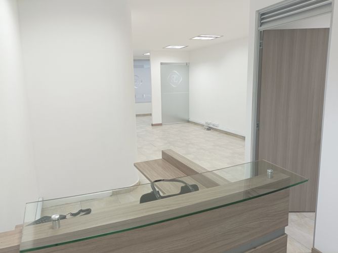 Oficina en Arriendo en Chico norte, Bogotá - Miniatura 12