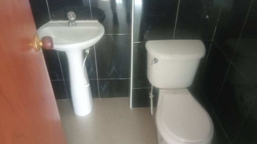Edificio en Arriendo en Lago gaitan, Bogotá - Miniatura 8