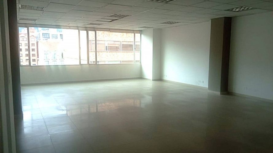Edificio en Arriendo en Lago gaitan, Bogotá - Miniatura 11