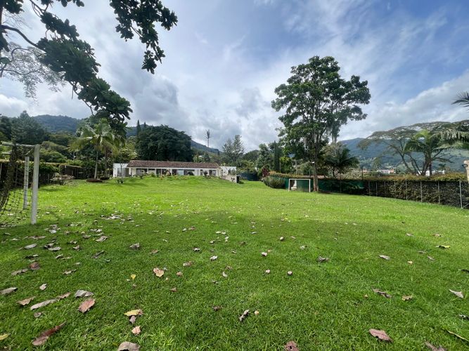 Finca en Arriendo en Escobero, Envigado - Miniatura 5