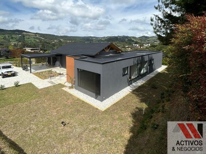 Casa en  Venta en Zona centro, Envigado - Imagen 1