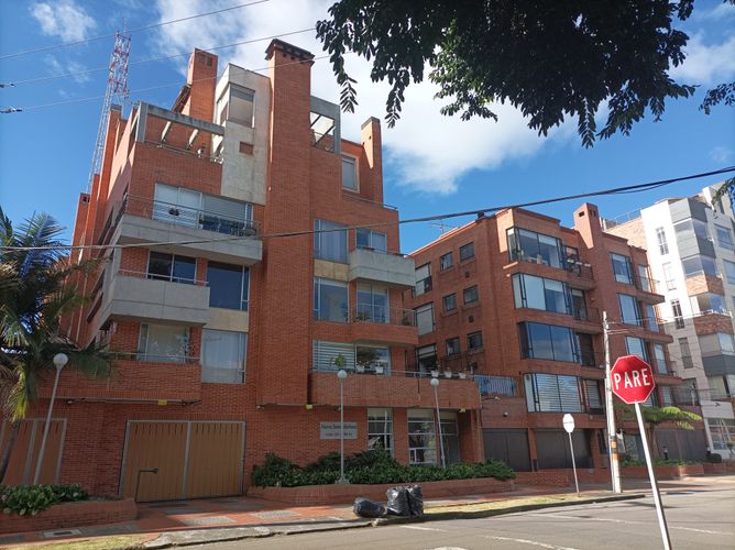 Apartamento en Arriendo en Santa barbara occidental, Bogotá - Imagen 1