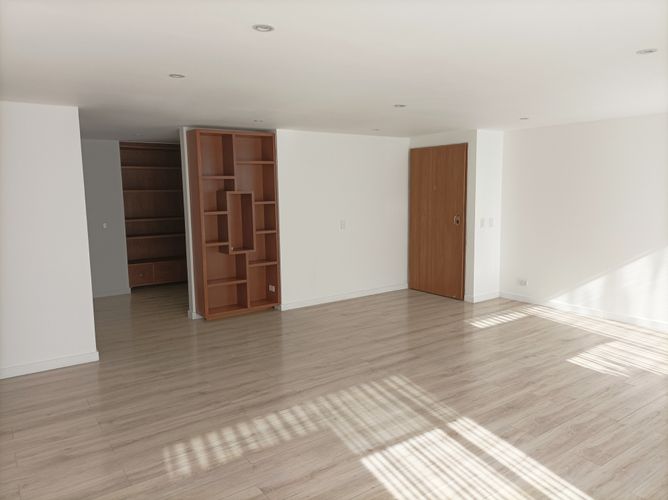 Apartamento en Arriendo en Santa barbara occidental, Bogotá - Miniatura 5