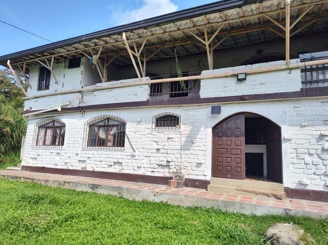 Finca en Arriendo en Cocorna - Miniatura 21