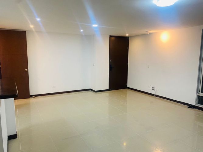 Apartaestudio en Arriendo en Pinares, Pereira - Miniatura 2