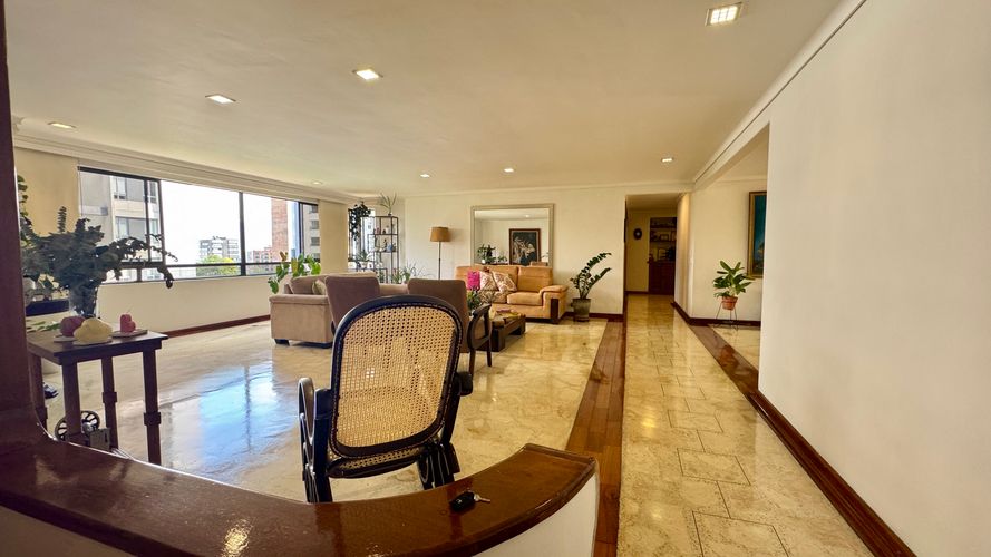 Apartamento en Venta en El Poblado, Medellín - Miniatura 4