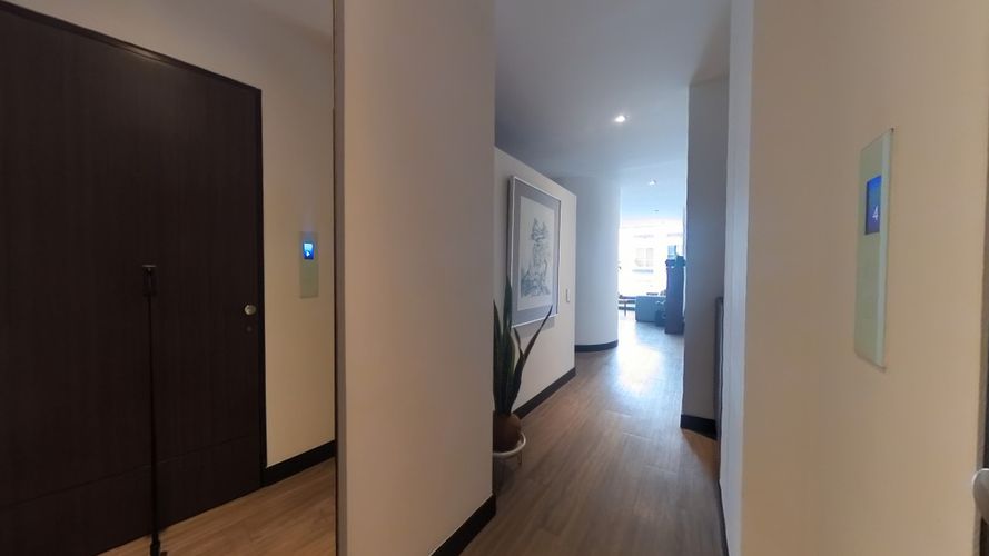 Apartamento en Arriendo en Santa barbara central, Bogotá - Miniatura 2