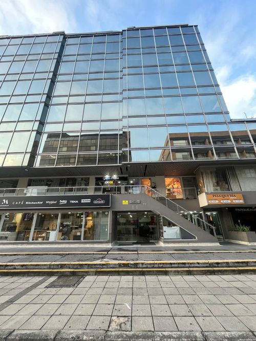 Oficina en Venta en Rincon del chico, Bogotá - Miniatura 2