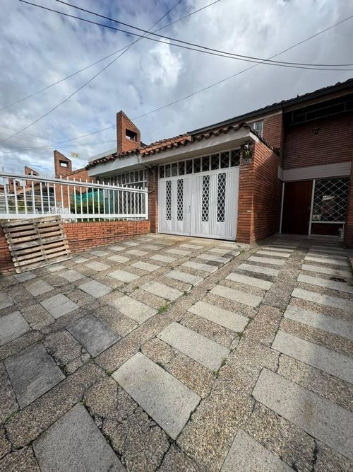 Casa en Arriendo en Alhambra, Bogotá - Imagen 1