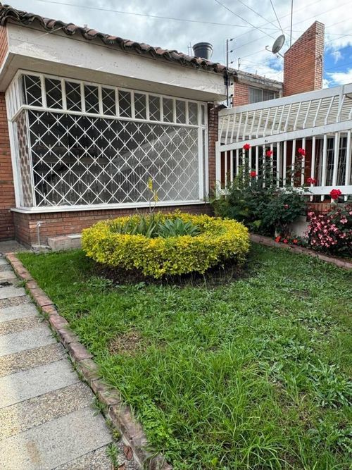 Casa en Arriendo en Alhambra, Bogotá - Miniatura 3