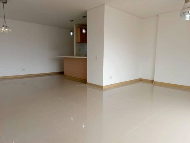 Apartamento en Arriendo en Loma de la Doctora, Sabaneta - Miniatura 4