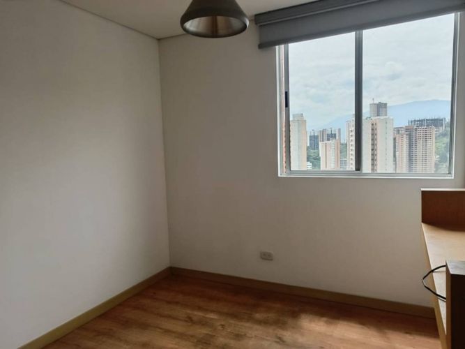 Apartamento en Arriendo en Loma de la Doctora, Sabaneta - Miniatura 5